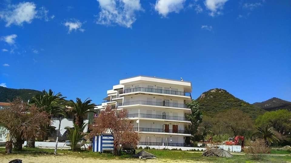 Sea And Joy Apartamento Nea Iraklitsa Exterior foto